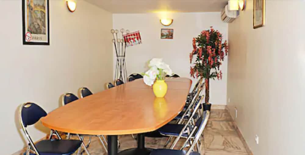 Levallois-Perret Vacations - Au Cadran Bleu - Property Image 6