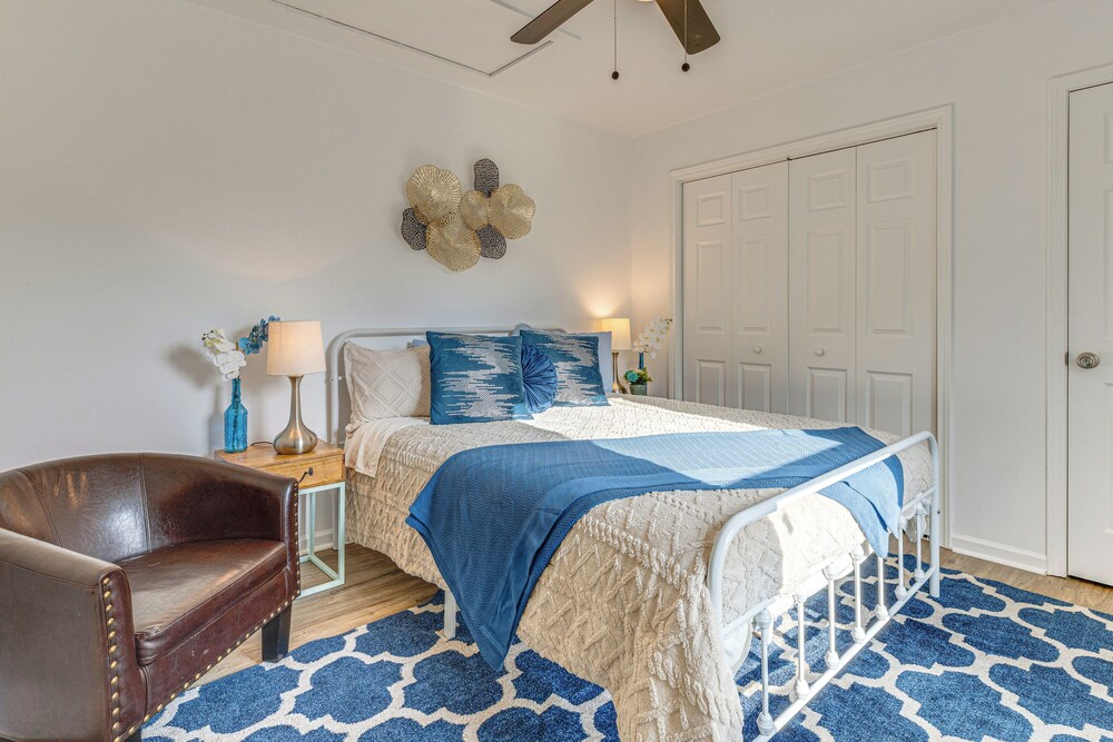 Families Welcome! Recently Renovated Home in Katy