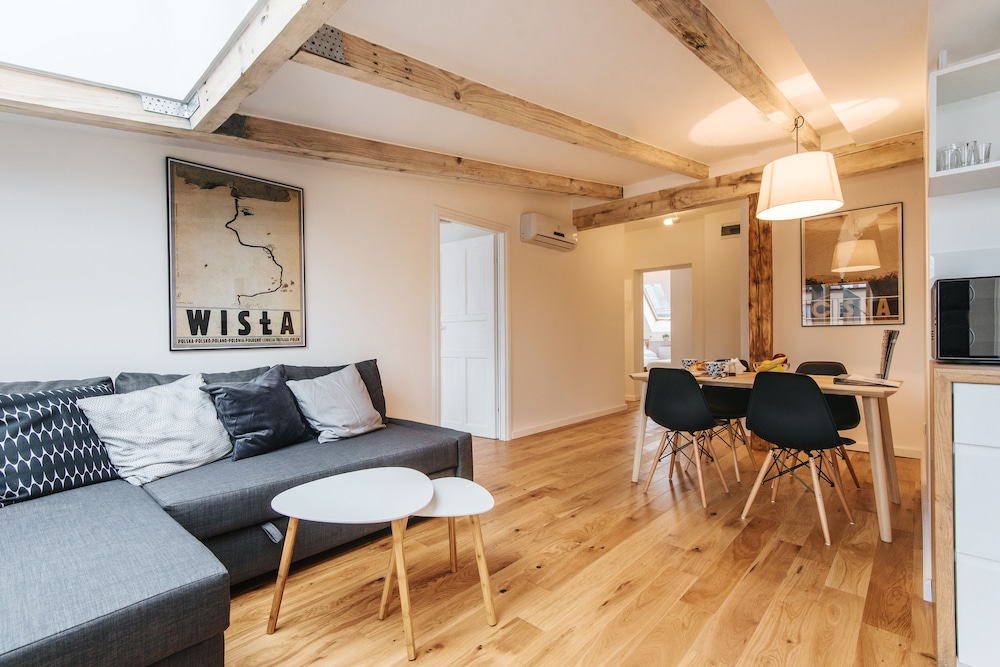 EchoDom 3 Apartments