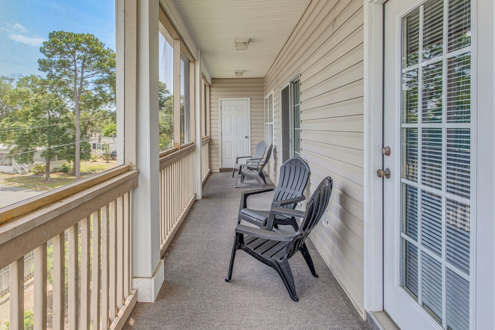 1 Mi to Beach: Family Condo in North Myrtle Beach!