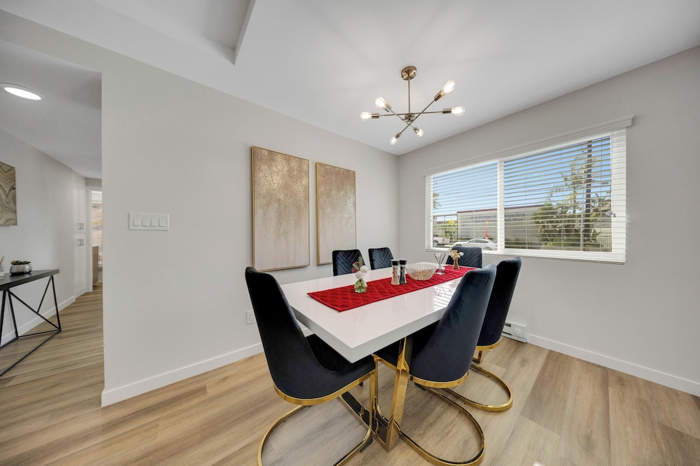 Oneluxstay 3BR near Redondo Beach