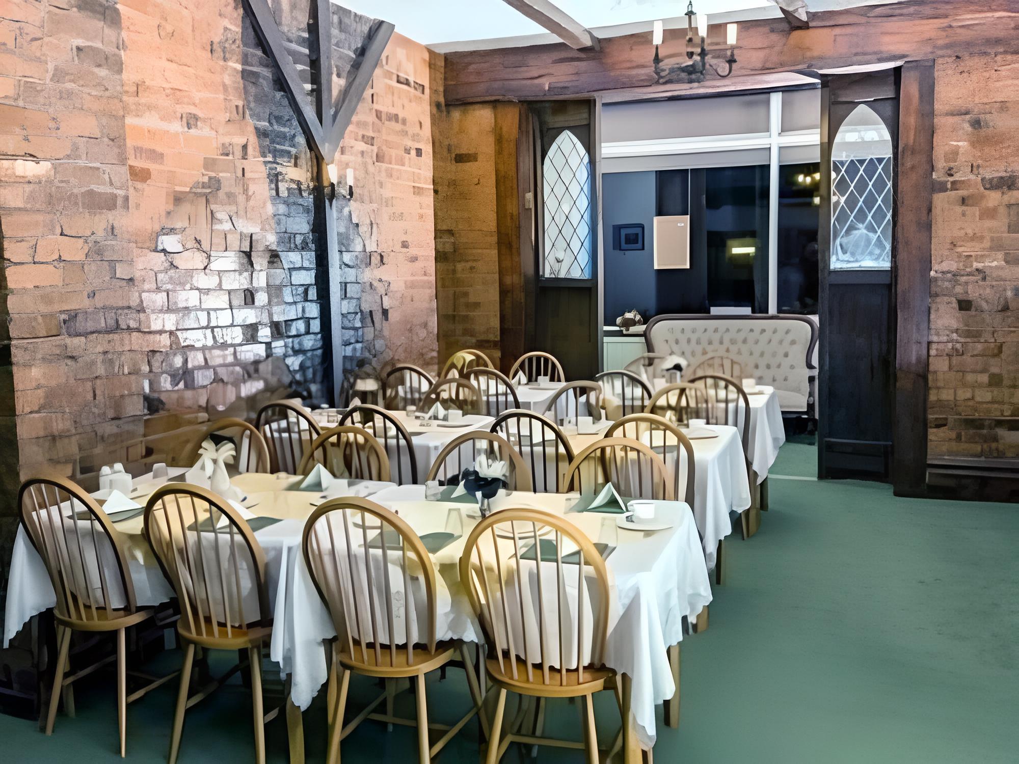 New Osborne Hotel
