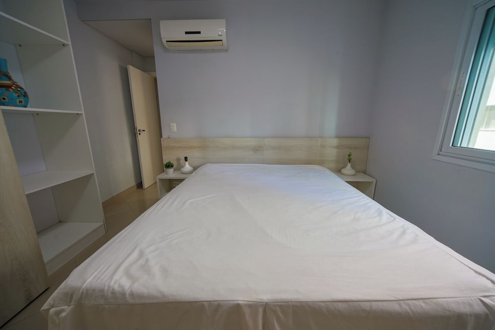 Apto pet Friendly c Churrasqueira a 100m da Praia