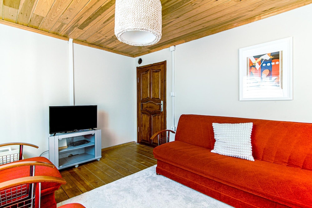 Historical Duplex Villa With Patio in Beyoglu