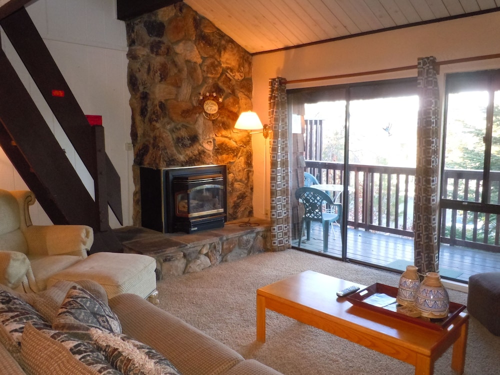 Snow Summit Townhouse Rentals & Sales