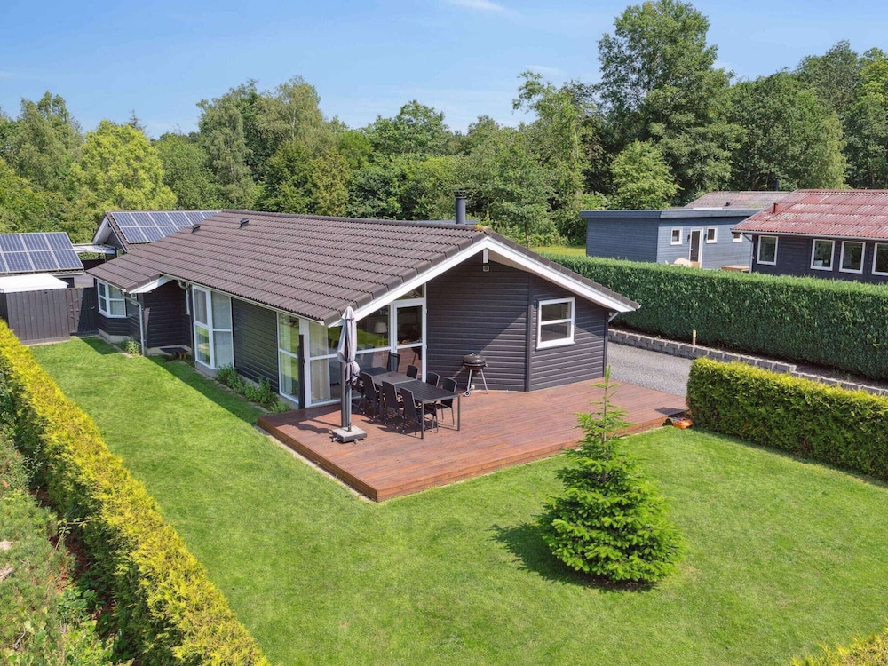 5 Star Holiday Home in Farvang