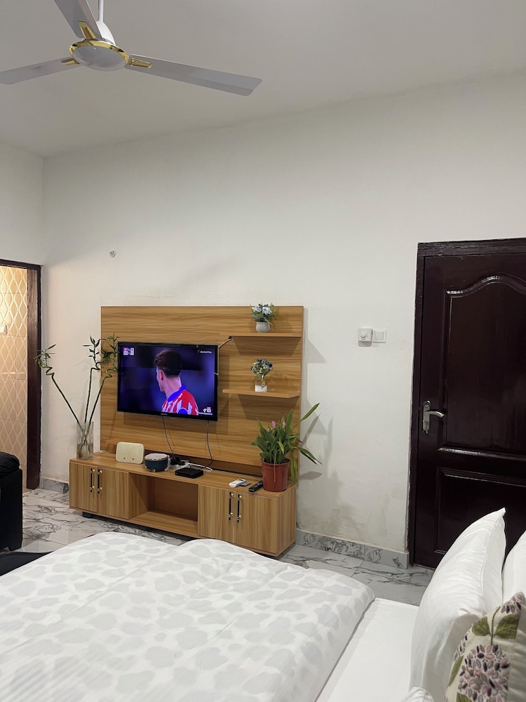 Peach City Apartments