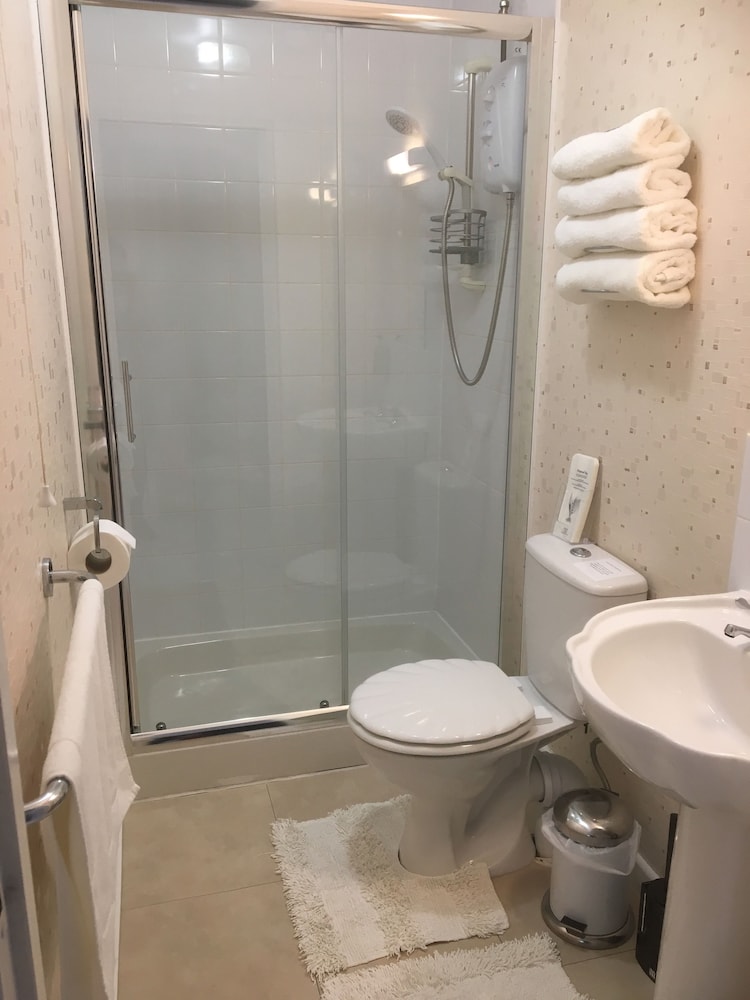 Garswood Guesthouse