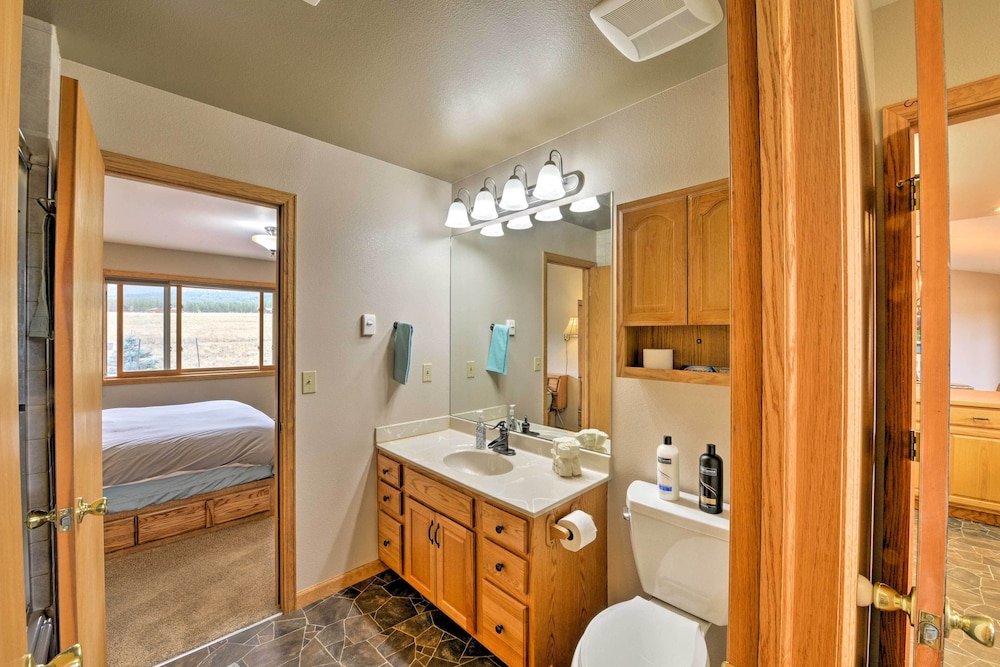 Buena Vista Home w/ Stunning Views on ~ 7 Acres!