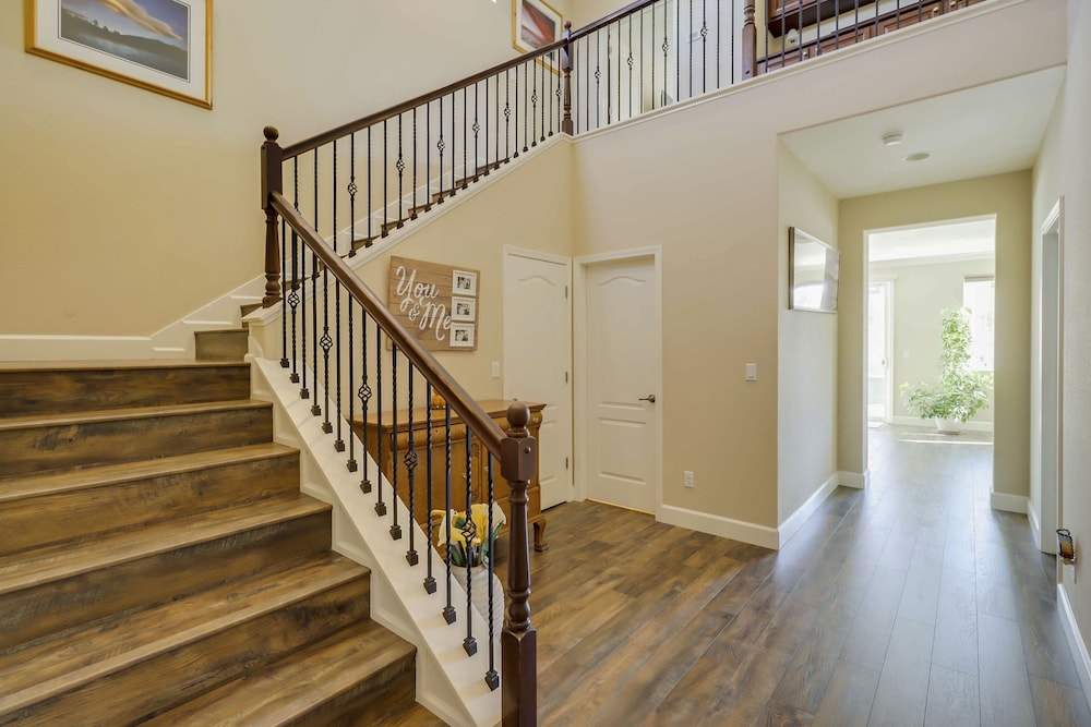 Reno Vacations - Reno Home 7 Mi to Reno-sparks Convention Center! - Property Image 10