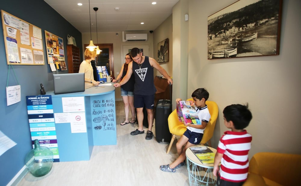 Hostel Costa Brava