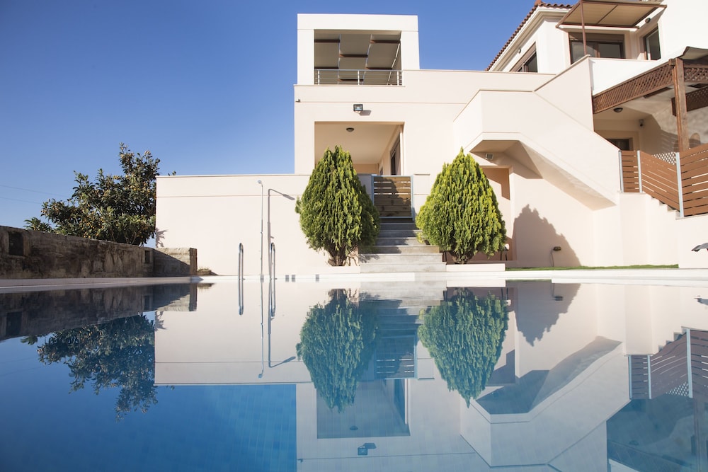 Villa Saint George