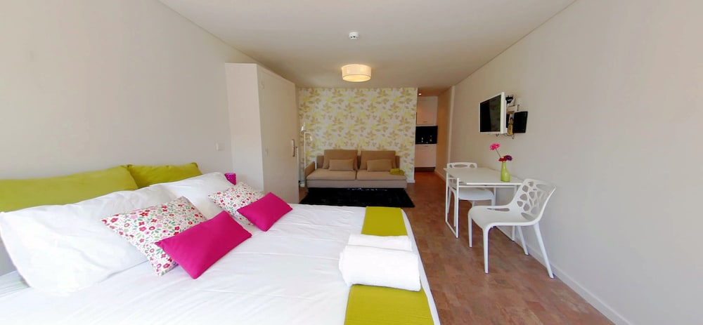 Ribeira Cinema Apartments