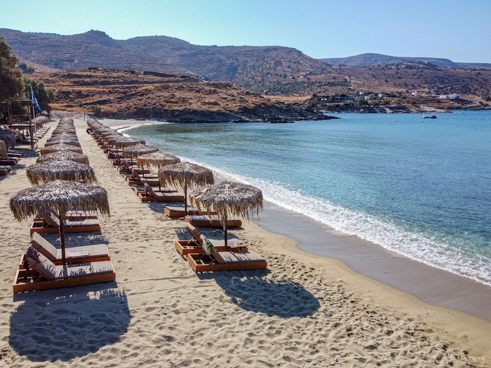 Porto Koundouros Beach and Villas