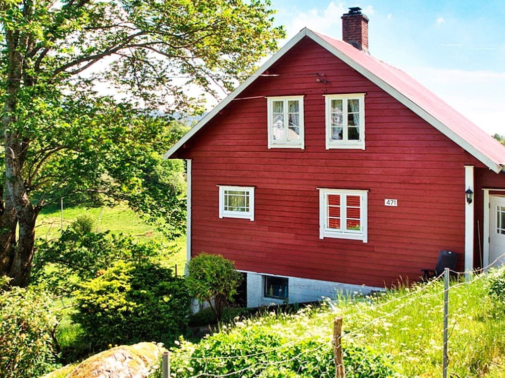 6 Person Holiday Home in Finnas-by Traum