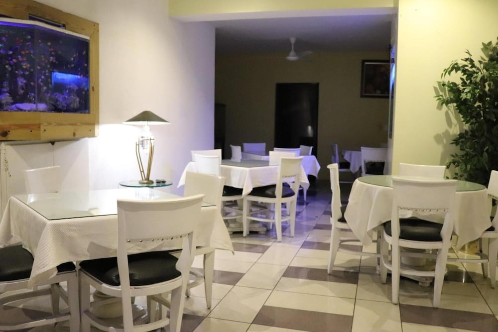 Hotel Esmeralda Guest House