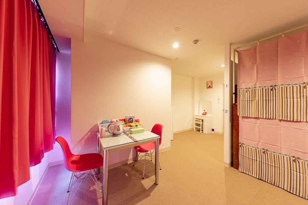 Nikko Inn Minamisenba - Hostel