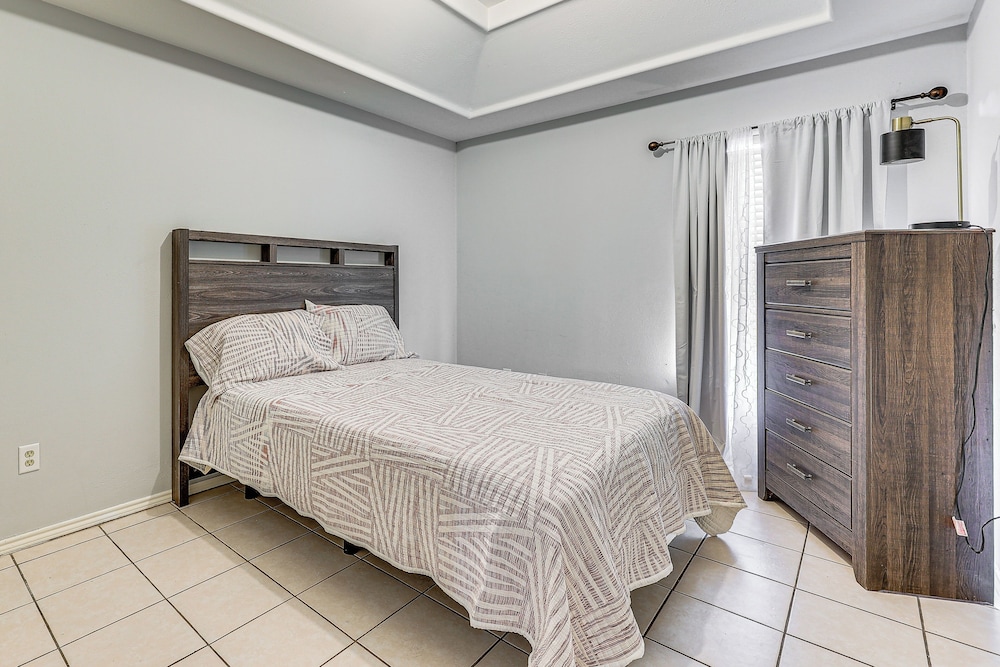 Near Utrgv & State Park: Cozy Mission Unit