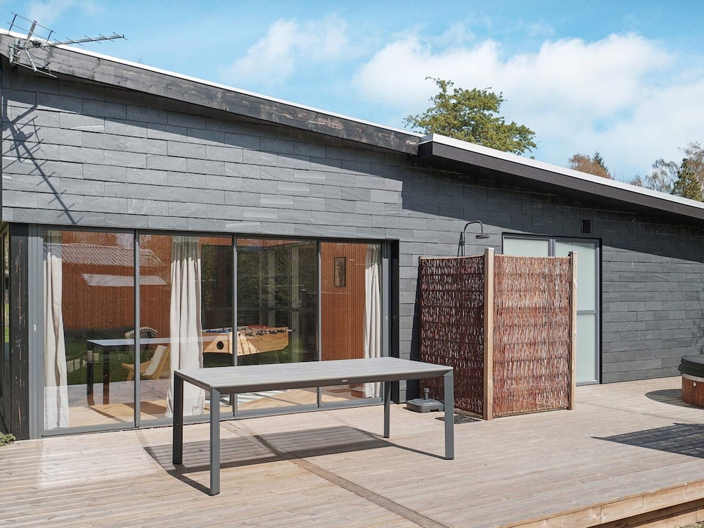 8 Person Holiday Home in Jaegerspris