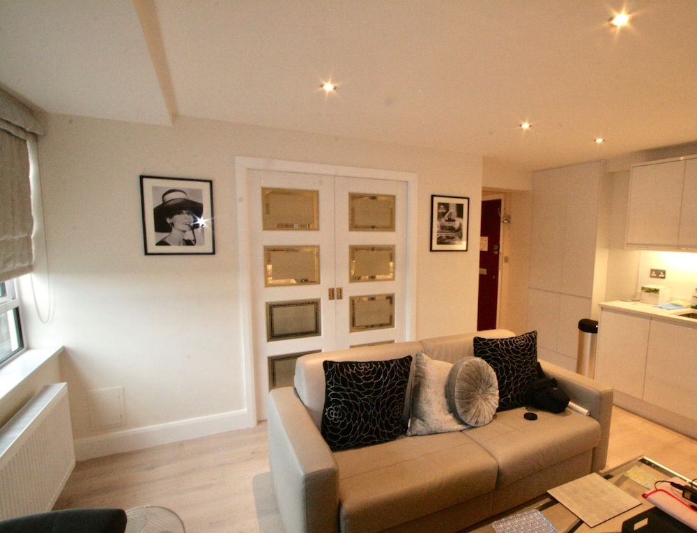 Nell Gwynn House Apartments