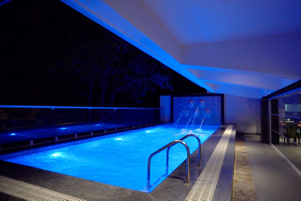Red Door Villa by Shiloh Stays Igatpuri
