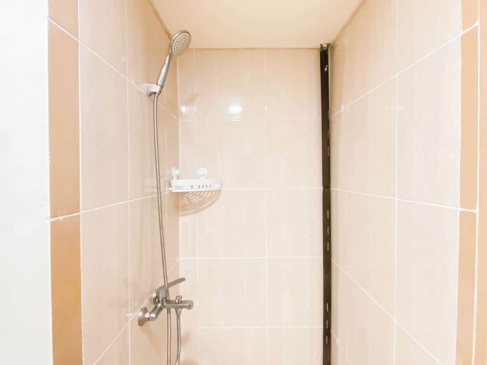 Restful 3Br At Meikarta Apartment