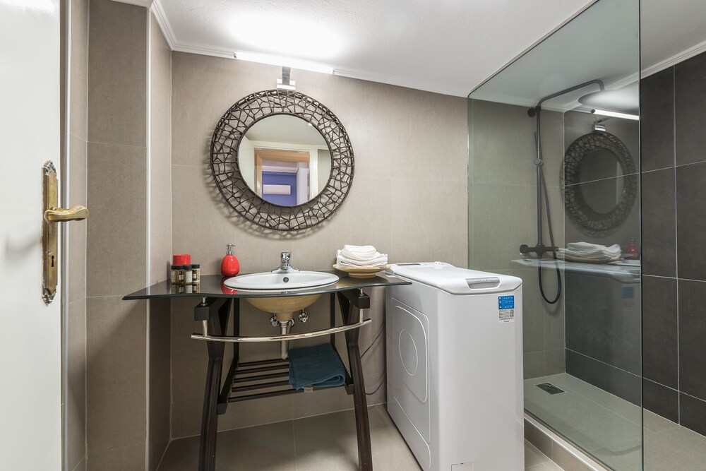 Comfortable Apartment near City Center photo 5