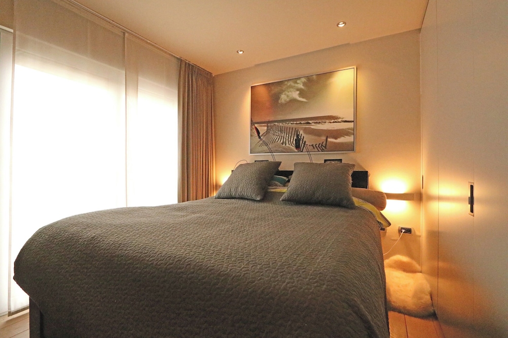 Apartment in Het Zoute With Sea Views