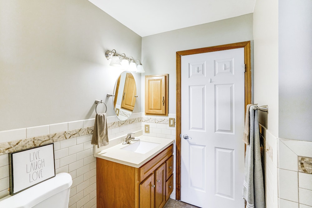 Mtn Views & Private Yard: Retreat in Cornwallville