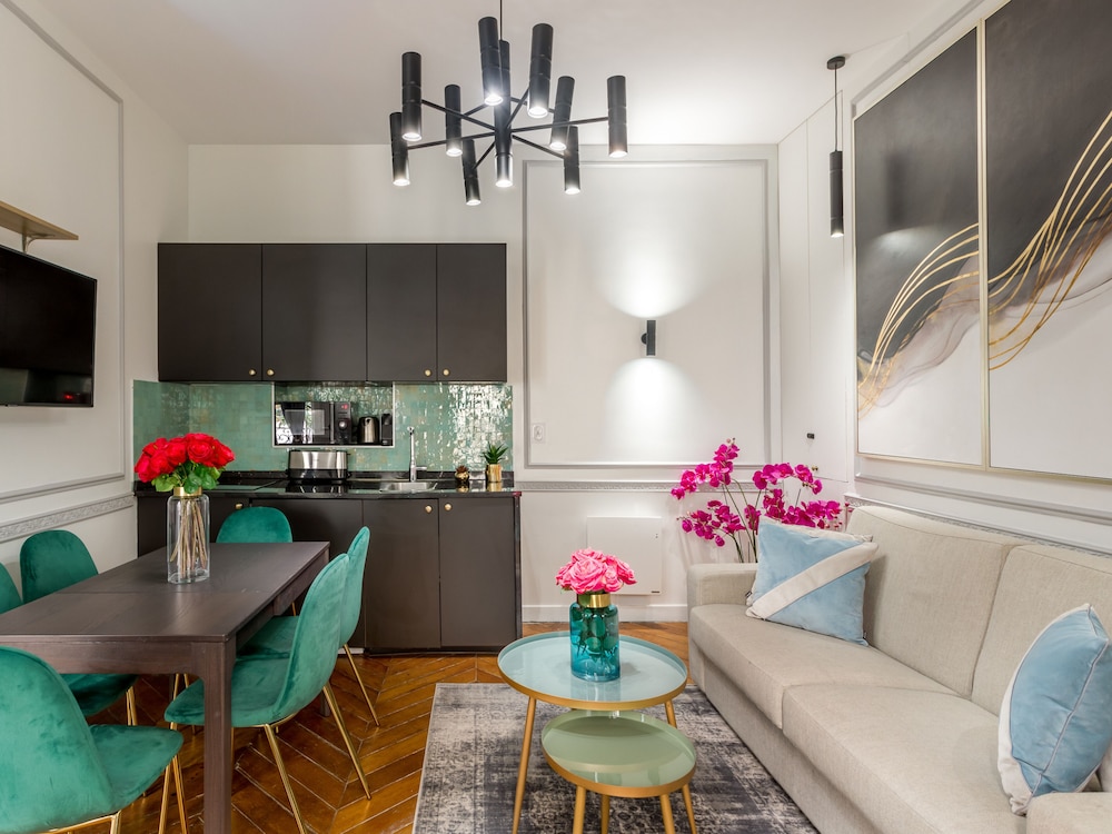 Merveil Luxury Suites AboukirI-II-III-IV