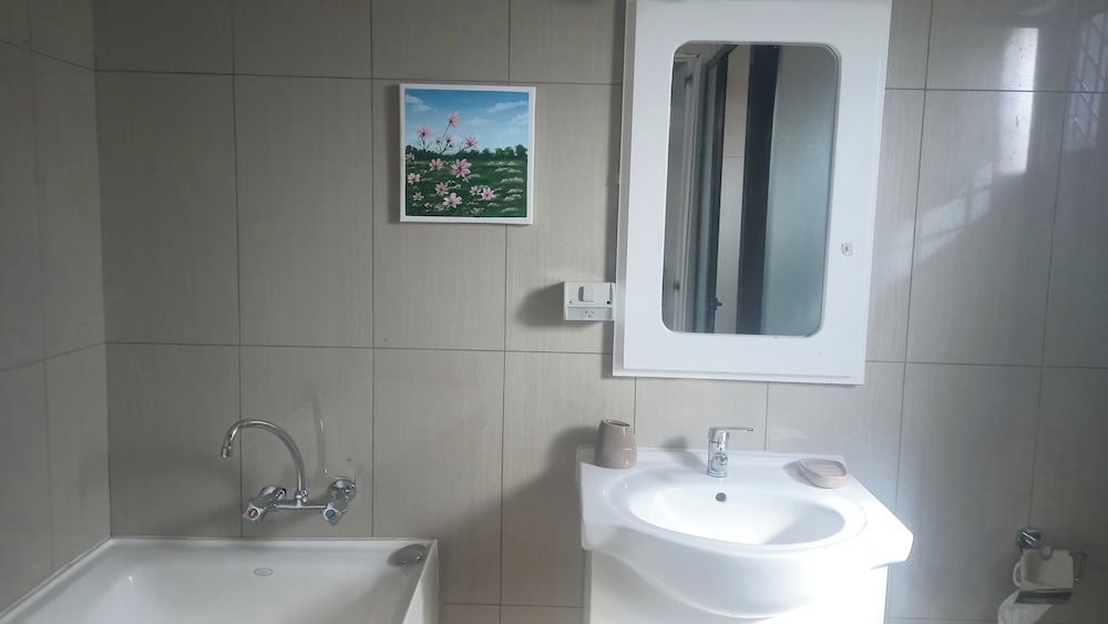 Leisure City Apartment - view 20