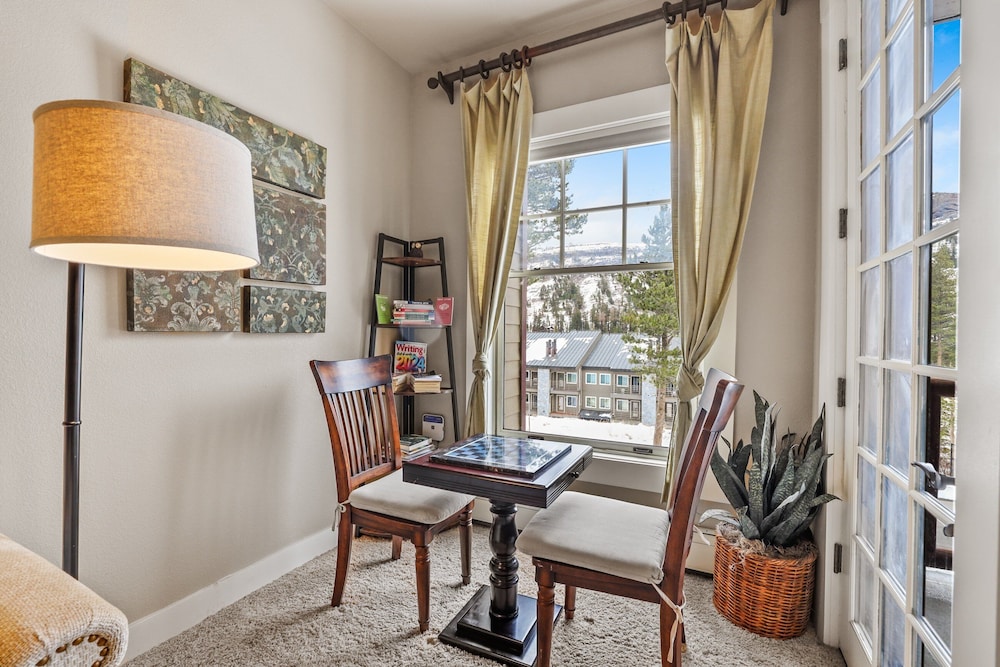 Spacious Elegance-Kirkwood-Timber Ridge 3 Bedroom 3 Residence