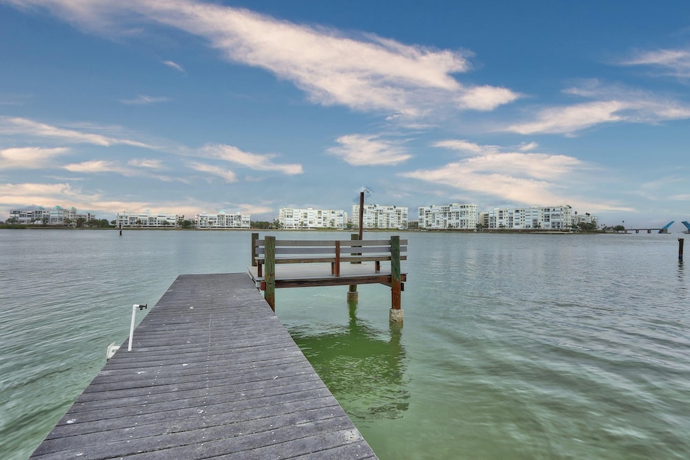 Paradise Along Boca Ciega Bay