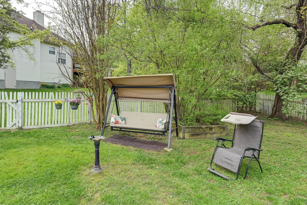 18 Mi to Nashville: Home w/ Dedicated Workspace
