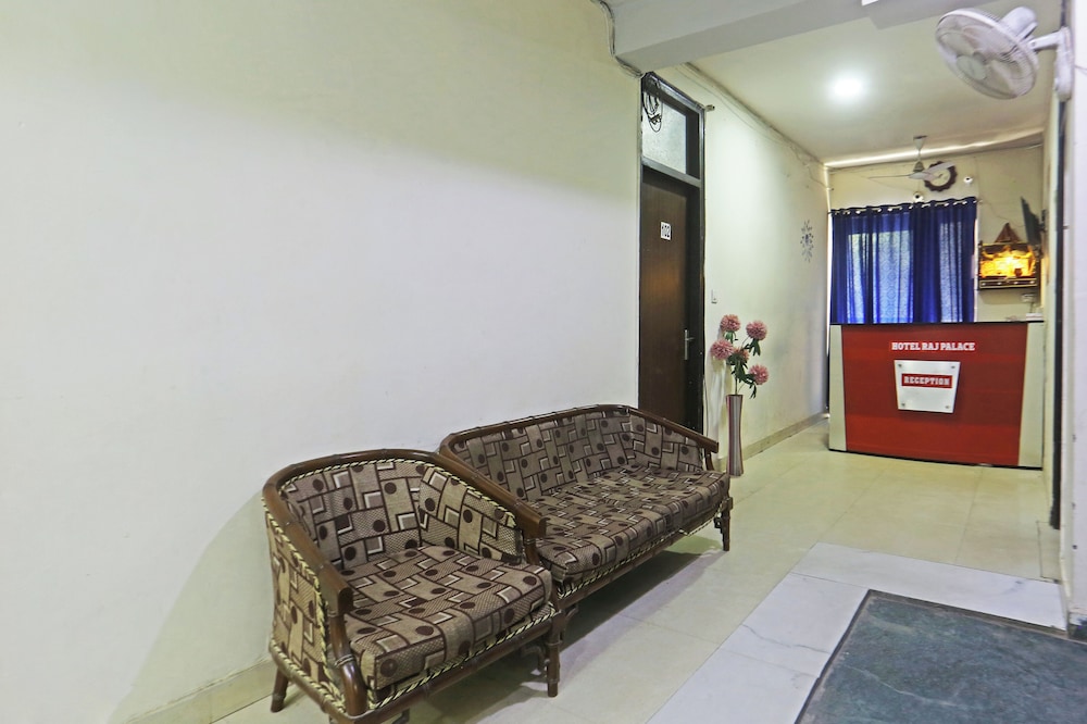 Hotel Raj Palace