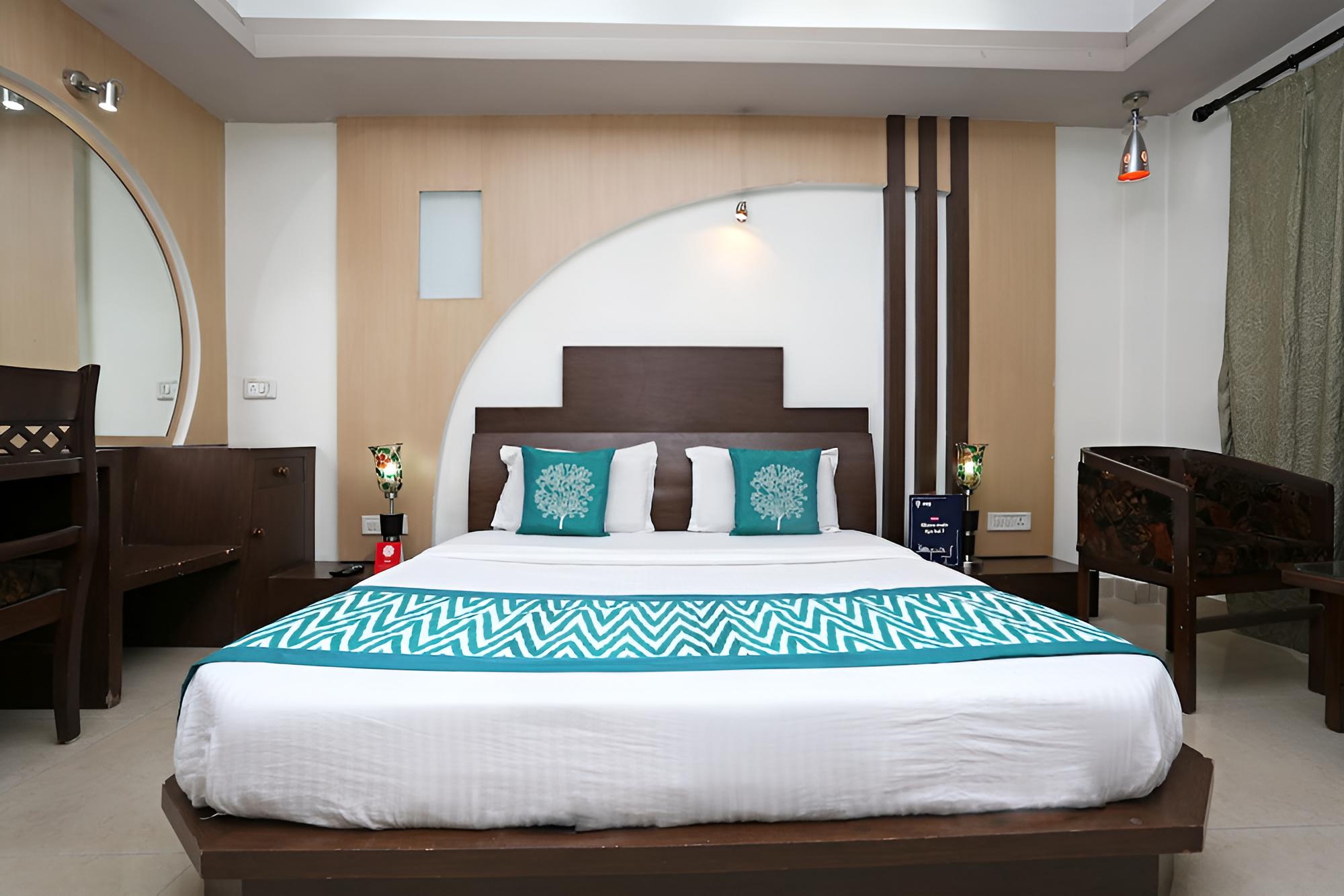 OYO 8606 Hotel Snow Princess