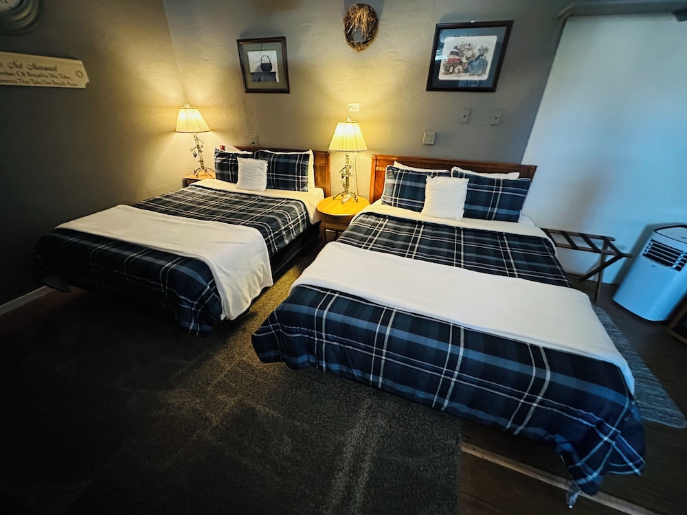 Salmon River Inn