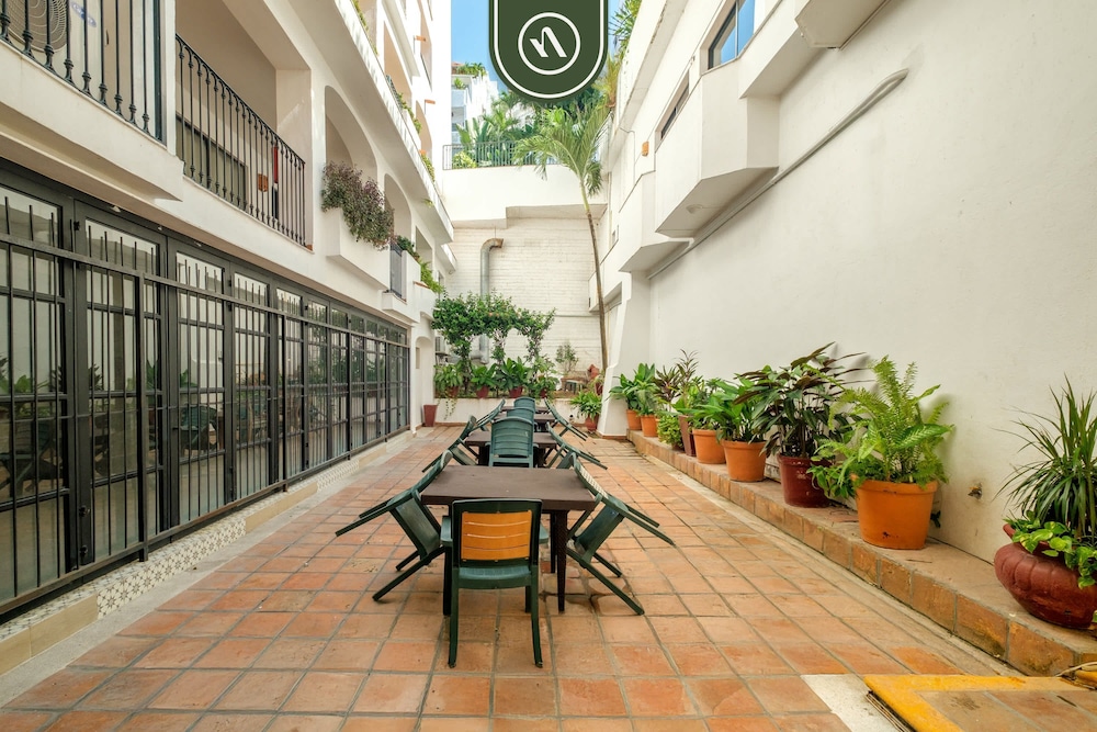 One Beach Street 310 C