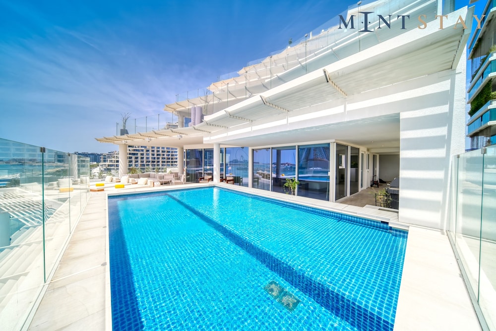 Five Palm Jumeirah Residences -Mint Stay