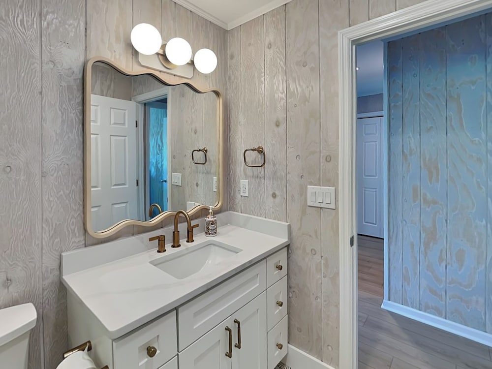 The Hydeaway by Topsail Realty