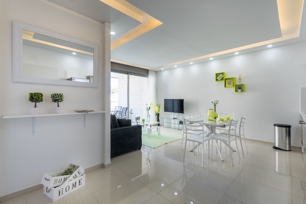 Full Option 7People Terrace-Lift-Parking