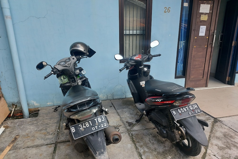 Kabin Kapsul Kayu Jati V Jakarta - Male Only - Hostel