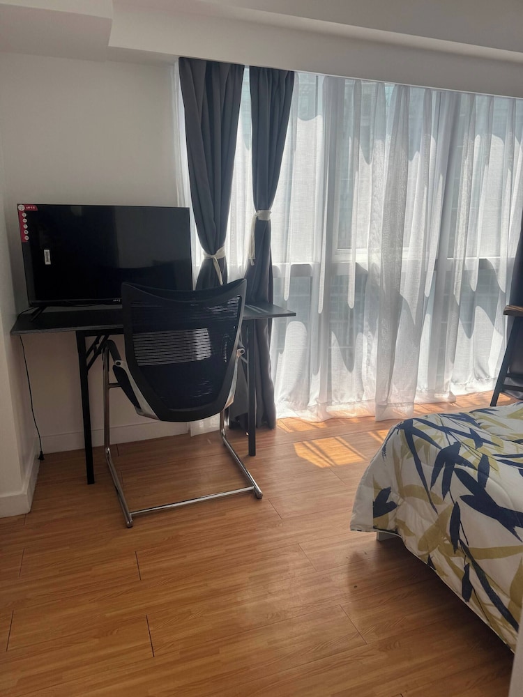 BGC Cheap Condo in BGC 5thavenue -23rd Street