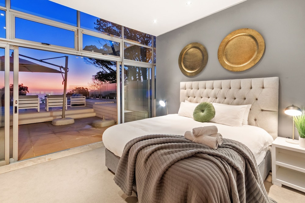 Oceanview Grange Retreat
