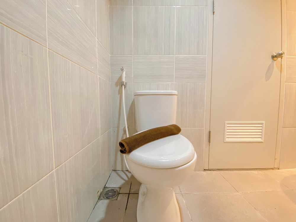 Spacious And Minimalist Studio Apartment At Vasanta Innopark