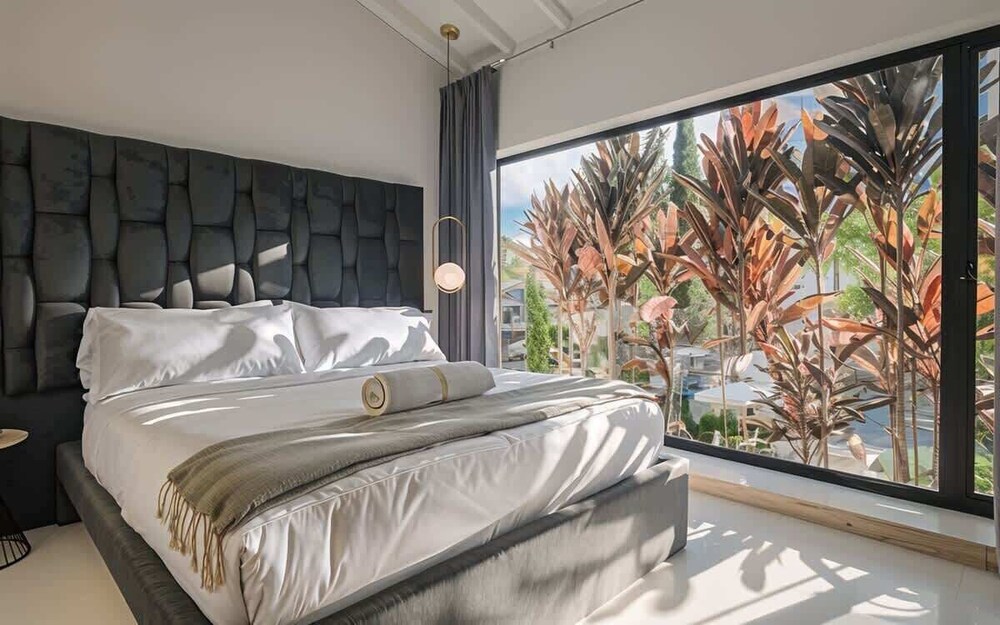 Amazing 6BR Oasis in Poblado MDE
