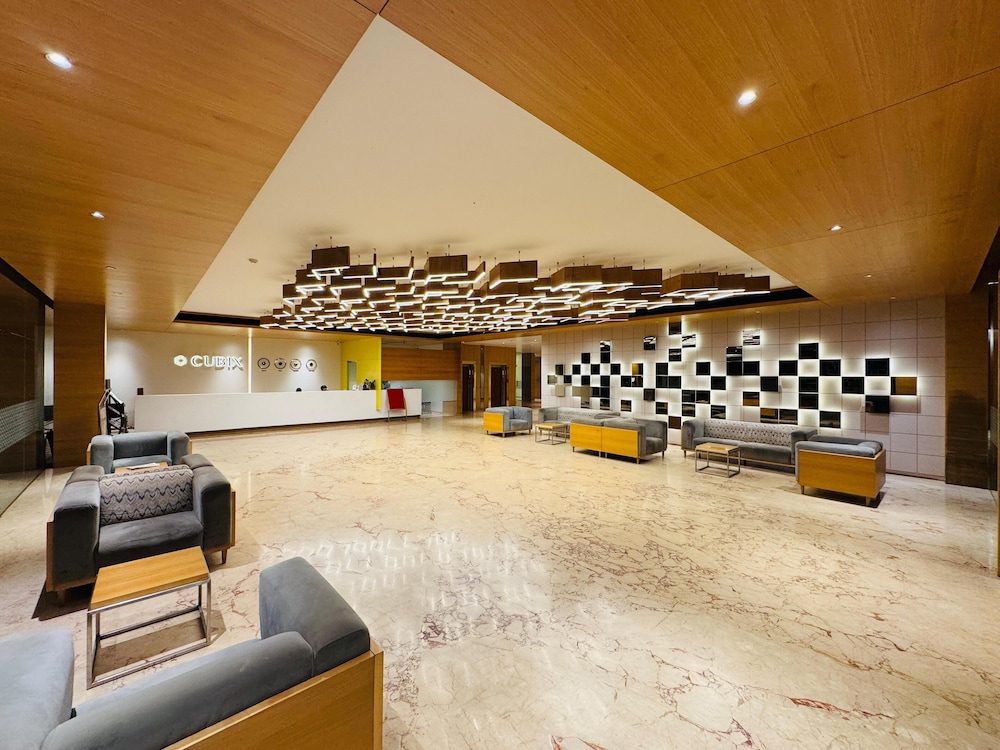 Cubix Hotel