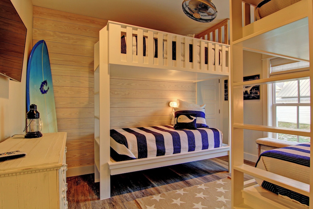 Seaside Dream 157 SE view 4