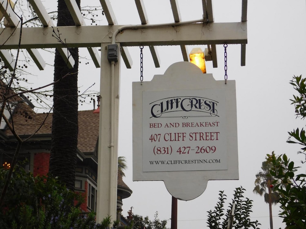 Cliff Crest Bed & Breakfast
