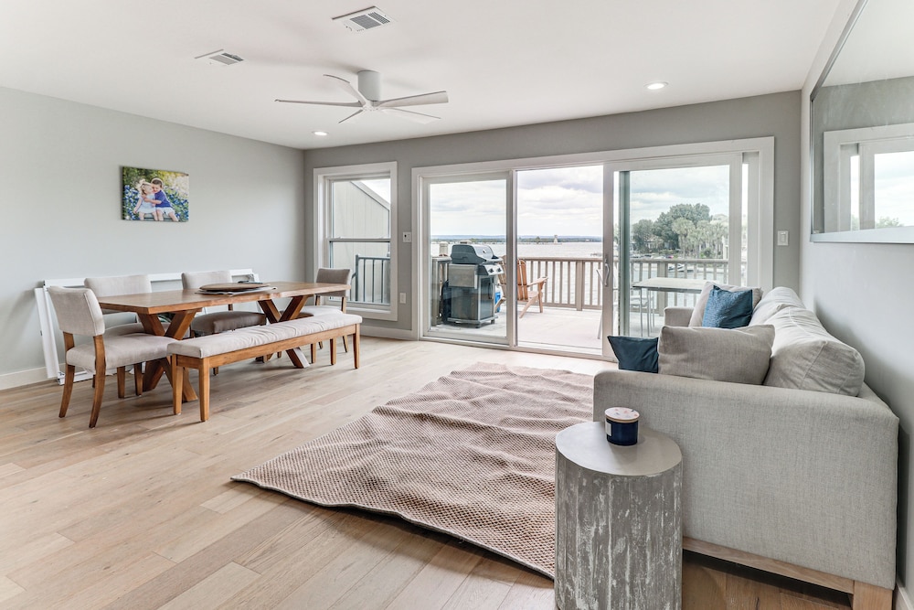 Private Boat Dock: Horseshoe Bay Lakefront Retreat